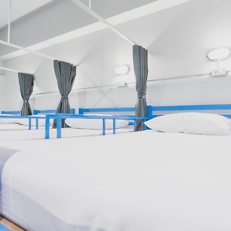 Loftel Station Hostel Bangkok Bilik gambar
