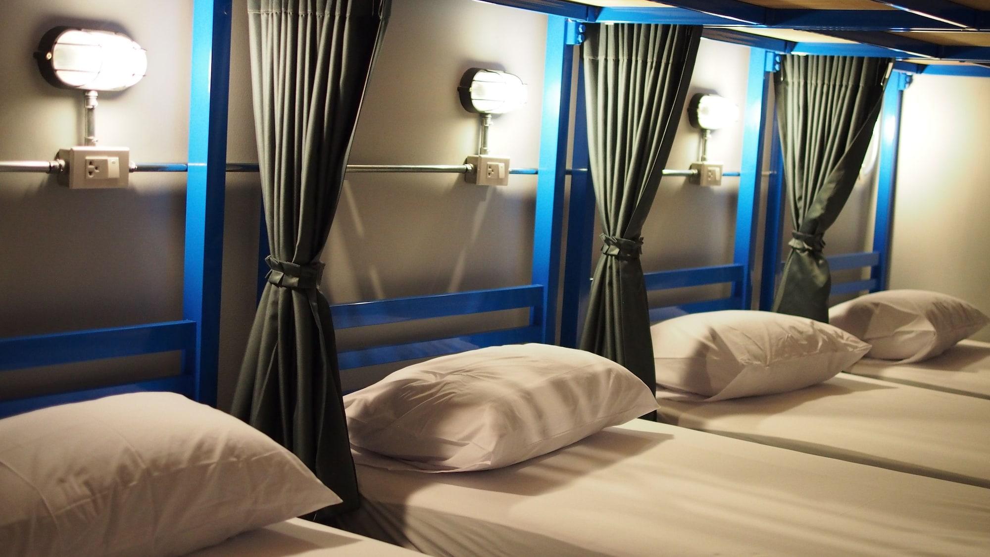 Loftel Station Hostel Bangkok Luaran gambar